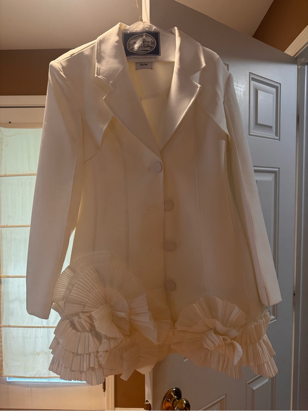 Acler Cream Pleated-Hem Tailored Blazer Coat